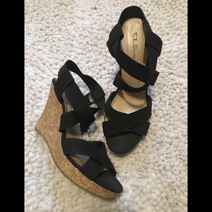 CL Laundry strappy sandals